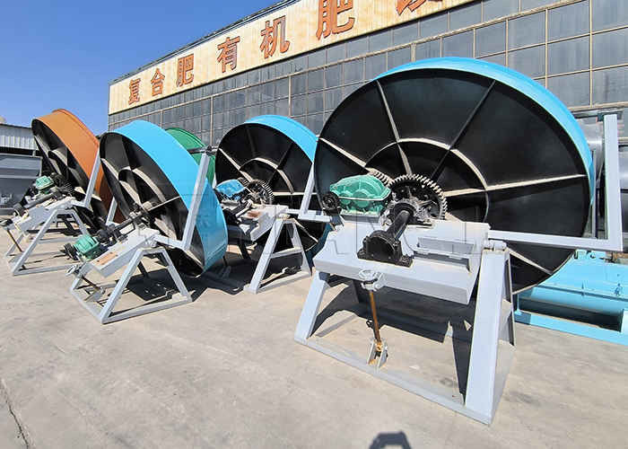Chicken Manure Organic Fertilizer Disc Pelletizer Pan Type Granulator Machine