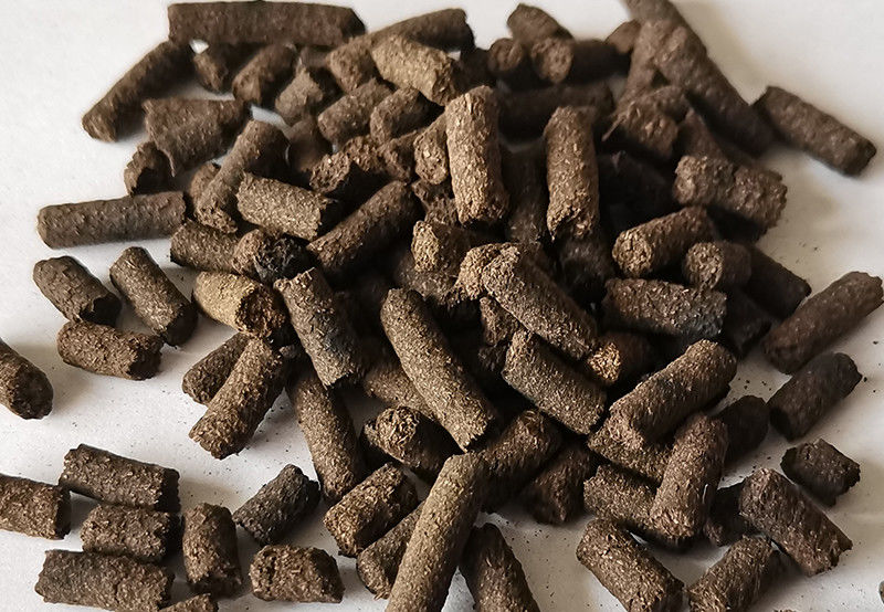 Σκηνοειδής κοκκωτήρας Αγροτικός λίπος Γραμμή παραγωγής Χαμηλή κατανάλωση ενέργειας Κυλινδρικά σωματίδια Πιστοποιημένο ISO9001