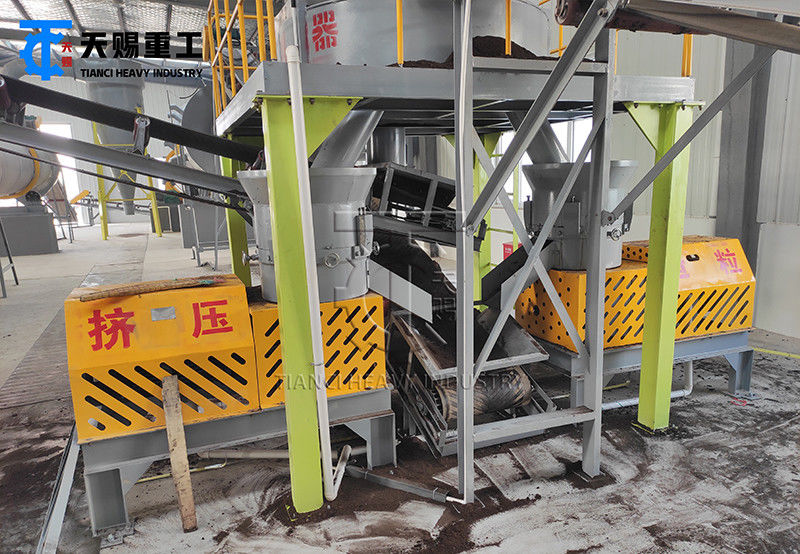 Σκηνοειδής κοκκωτήρας Αγροτικός λίπος Γραμμή παραγωγής Χαμηλή κατανάλωση ενέργειας Κυλινδρικά σωματίδια Πιστοποιημένο ISO9001